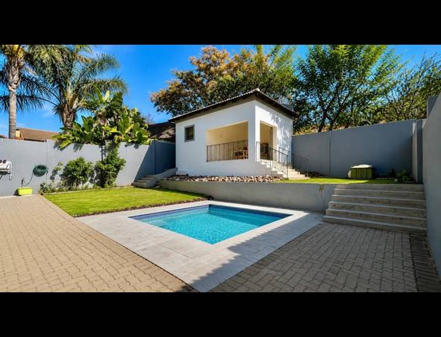 4 BEDROOM HOUSE FOR SALE IN SOUTH CREST